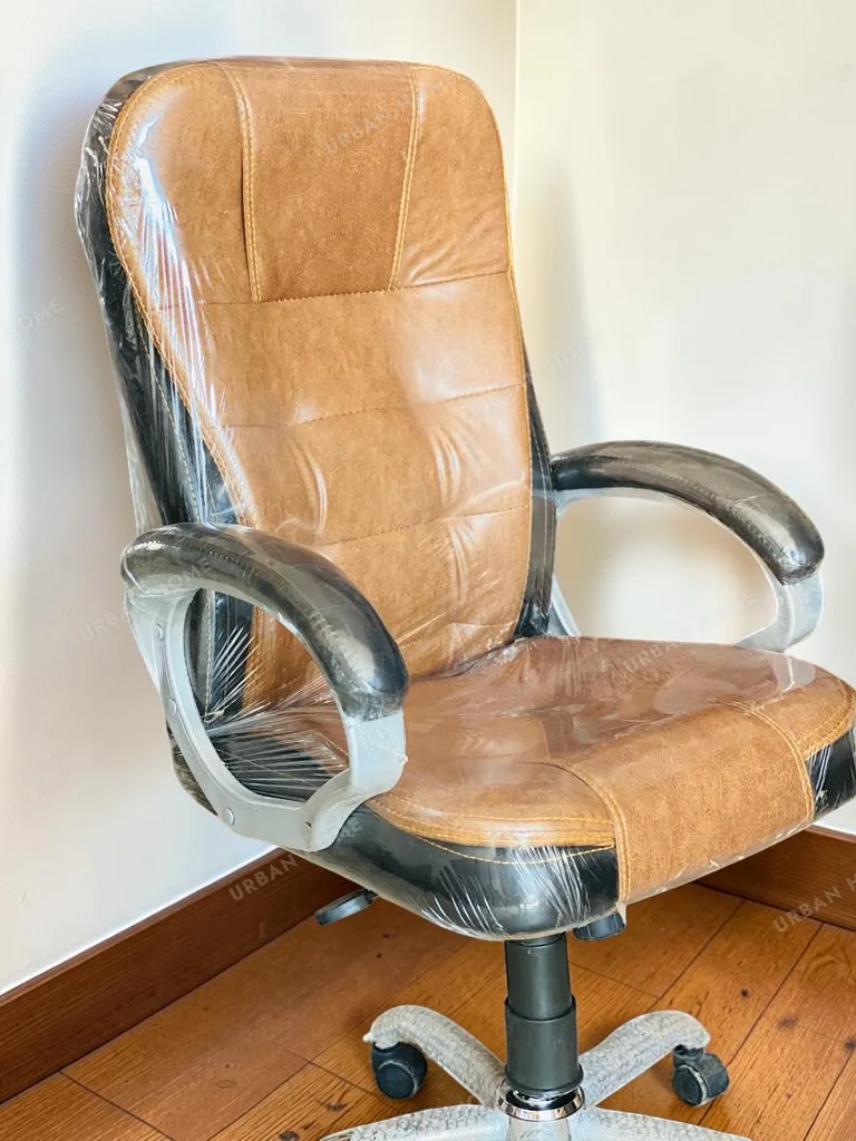 Executive Revolving Office Chair