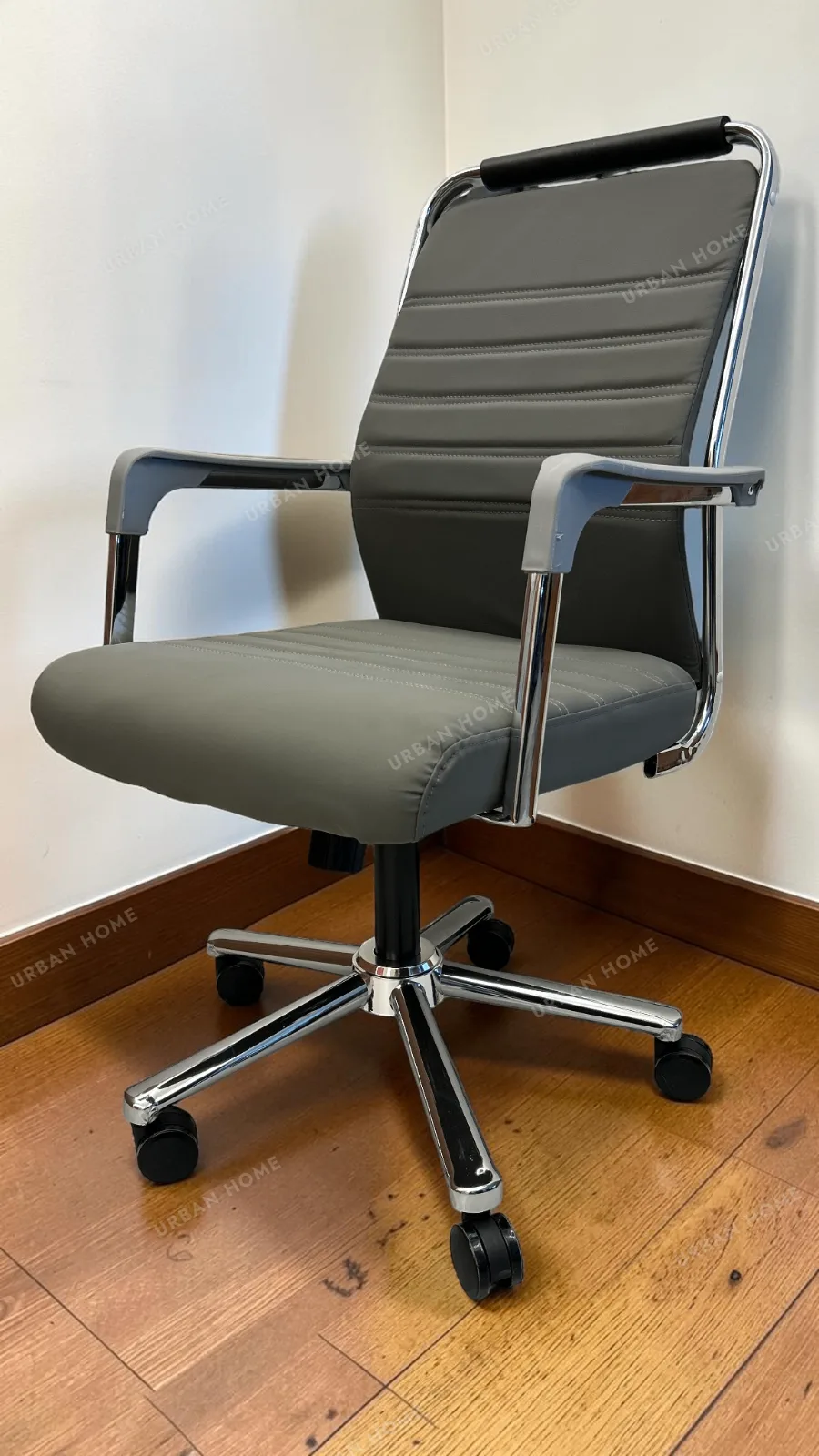 Executive Revolving Office Chair