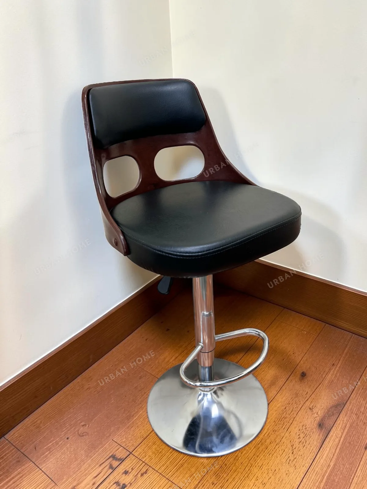 Executive Revolving Office Chair