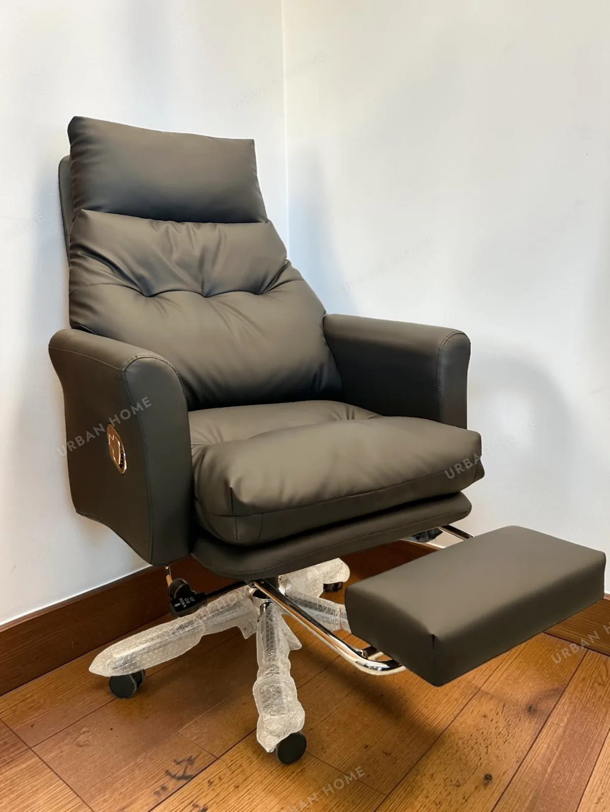 Executive Revolving Office Chair